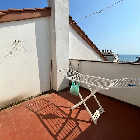 Casa Piccola Capri Ardea L'Americano